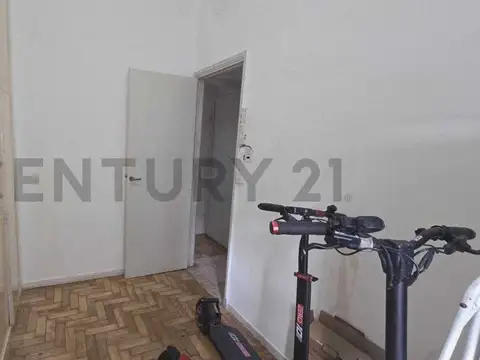 4 AMBIENTES CON BALCON CORRIDO SOBRE AV JUAN B JUSTO, VILLA CRESPO LUMINOSO