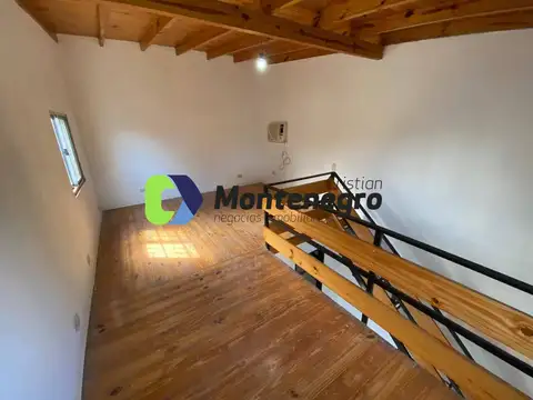 Depto Tipo Casa 2 ambientes con 1 baño