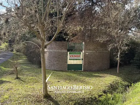 Casa en Venta con 4 cocheras
