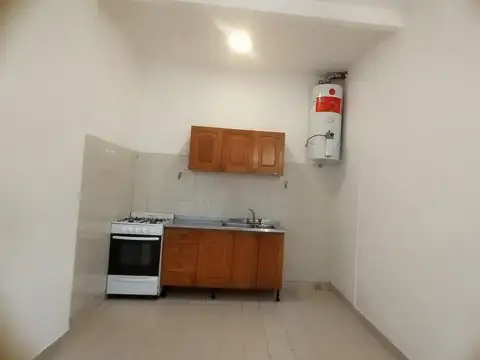 Depto Tipo Casa en Alquiler 50 años