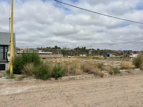 Terreno en Venta en Centenario, USD 69.000