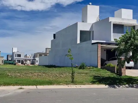 Terreno en Venta en Docta, Countries y Barrios Cerrados en Cordoba Capital