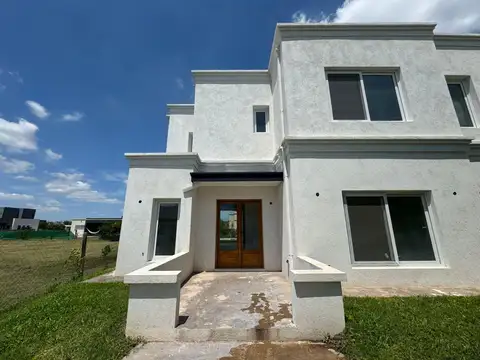 Casa en Alquiler en Pilar del Este - San Ramon, USD 1.300