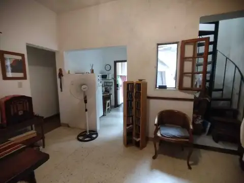 Depto Tipo Casa en Venta de 5 ambientes