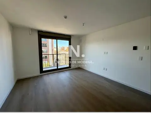 Venta Luminoso Monoambiente en Parque Batlle - Montevideo.Ideal Para Renta!