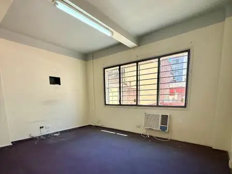 OFICINA Tipo DEPARTAMENTO 3 Ambientes