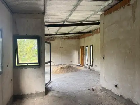 Casa 3 ambientes con 1 baño