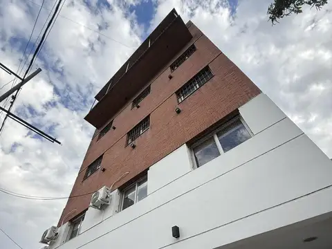 Sarmiento al 1300