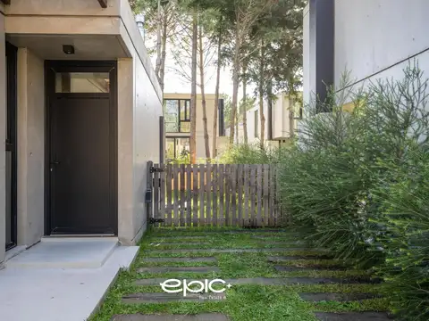 Depto Tipo Casa en Venta de 2 dormitorios