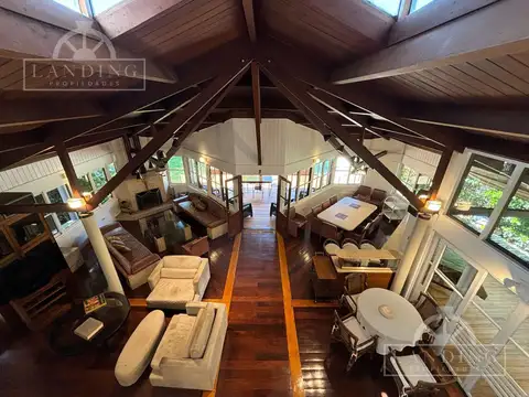 Casa en Alquiler de 4 dormitorios