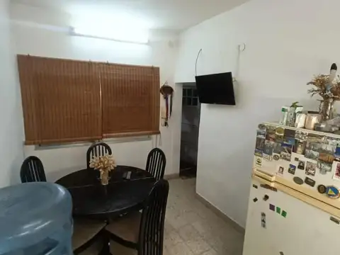 PH en venta - 2 Dormitorios 1 Baño - Colegiales