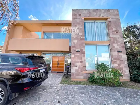 Casa en Venta de 4 dormitorios
