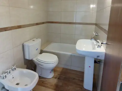 Depto Tipo Casa en Venta con 1 cocheras