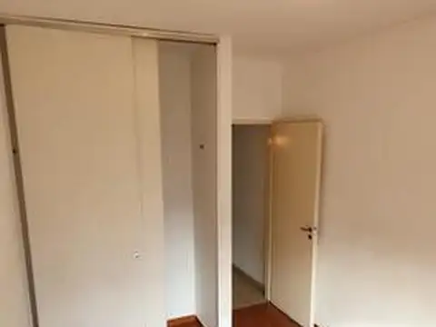 Departamento en Venta en Villa Luzuriaga, USD 43.000