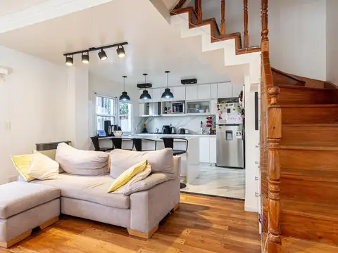 Depto Tipo Casa en Venta 28 años