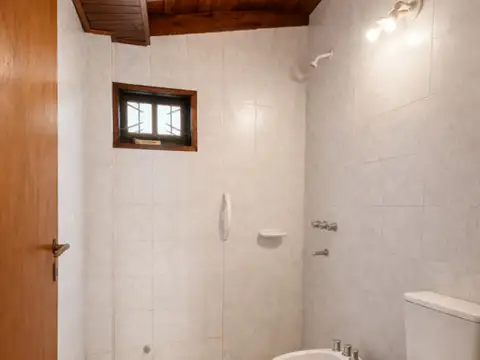 Casa en venta c/ cochera en Villa Fabiana Norte