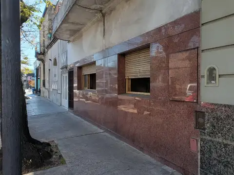 Depto Tipo Casa en Venta con 5 cochera