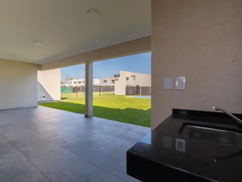 Casa en Venta en Funes, USD 290.000