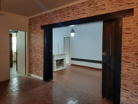 Garin Edificio A3 100, Piso 1