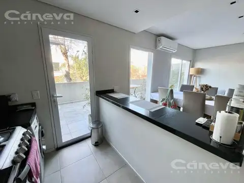 Casa 3 ambientes con 1 baño