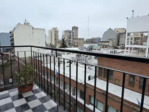 Humberto 1 1800