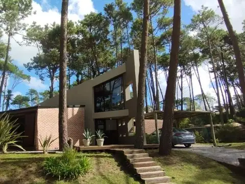 Laguna Blanca 100