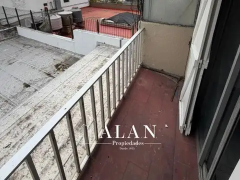 Av. Luro 3500, Piso 2