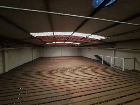 Galpon en Alquiler en Llavallol, USD 1.200