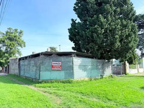 TERRENO CON PEQUEÑO GALPON