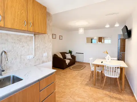 Depto Tipo Casa en Alquiler de 2 ambientes