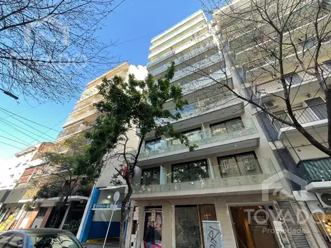 Monoambiente AMOBLADO con Balcón al Frente en Recoleta