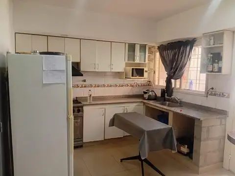 Depto Tipo Casa en Venta de 4 ambientes
