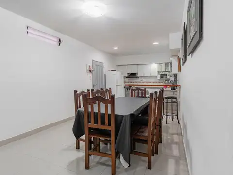 Depto Tipo Casa 4 ambientes con 1 baño