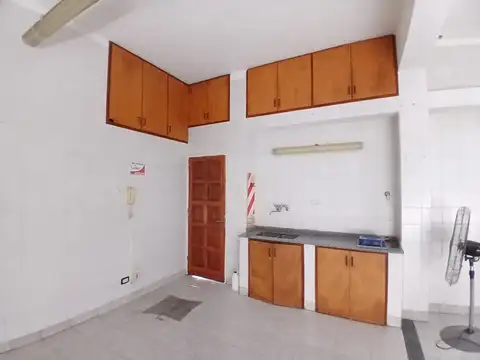 Local en Alquiler en Capitán Bermudez, $ 480.000