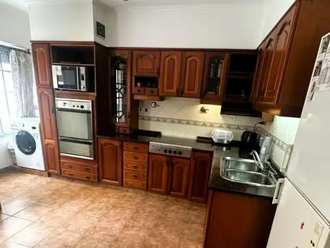 VENTA CASA 4 AMBIENTES VILLA MADERO