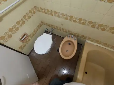 Depto Tipo Casa 2 ambientes con 1 baño