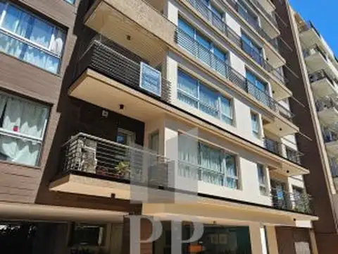 DEPTO. 3 AMBIENTES CASTELAR NORTE (CENTRO)