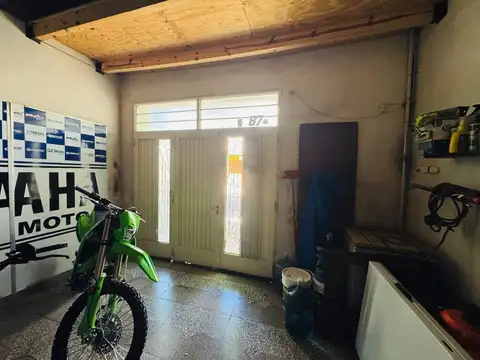 Casa 4 ambientes con 1 baño