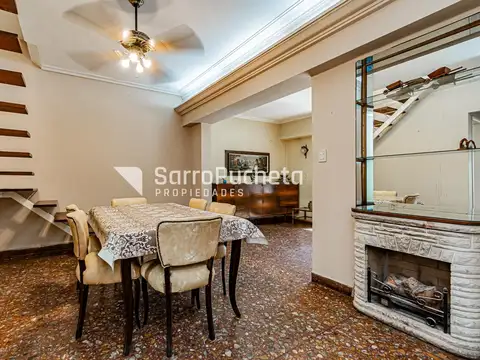 Depto Tipo Casa en Venta 50 años