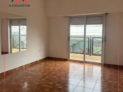 Depto Tipo Casa en Alquiler de 3 ambientes