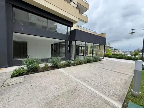 Boulevard Del Mirador 530 500