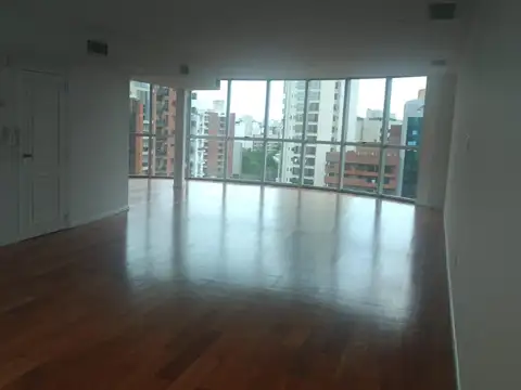 Oficina en Venta 15 años