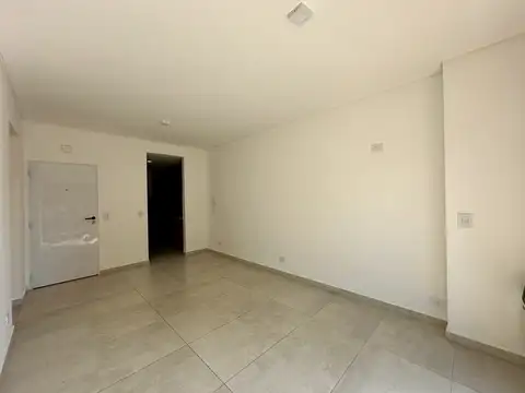 Departamento en Alquiler en Villa Bosch, $ 630.000