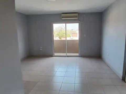 Depto Tipo Casa en Alquiler de 2 dormitorios