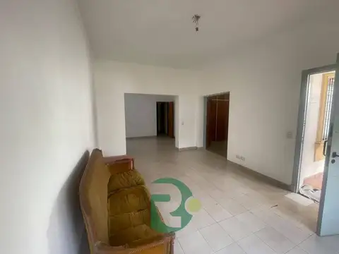 Casa en Venta en Castelar Norte, USD 210.000