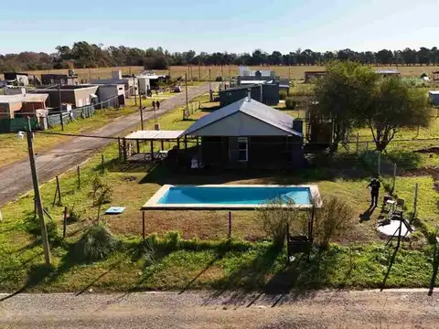 Casa en Venta con 3 cocheras