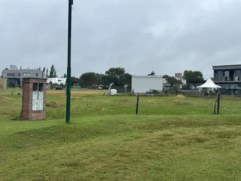 ¡Venta! Lote en Valle del Golf ¡Ubicado en Cul de Sac!