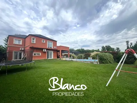 Casa  en Alq. Temporario en Los Jazmines, Pilar del Este, Pilar