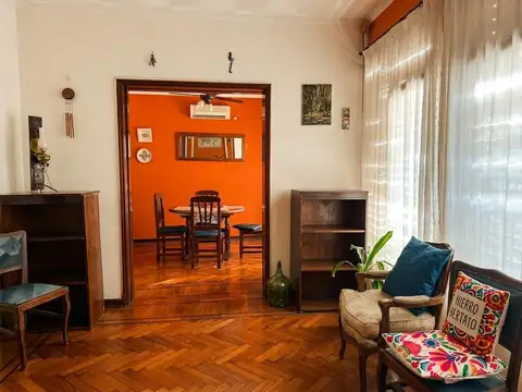 Depto Tipo Casa en Venta 50 años