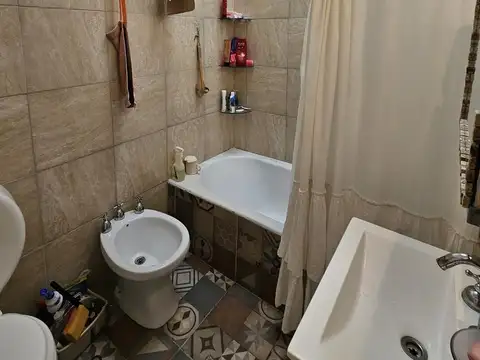 Depto Tipo Casa en Venta de 6 ambientes
